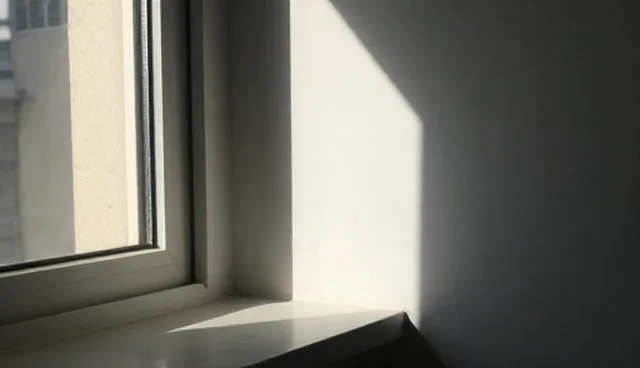 文案创作中的限制条件如何影响投放策略
